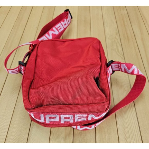 Supreme Shoulder Bag SS18 RED - Picture 3 of 6